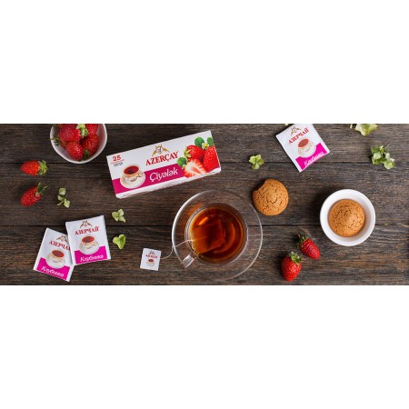 Herbata czarna z truskawka Strawberry Azercay...